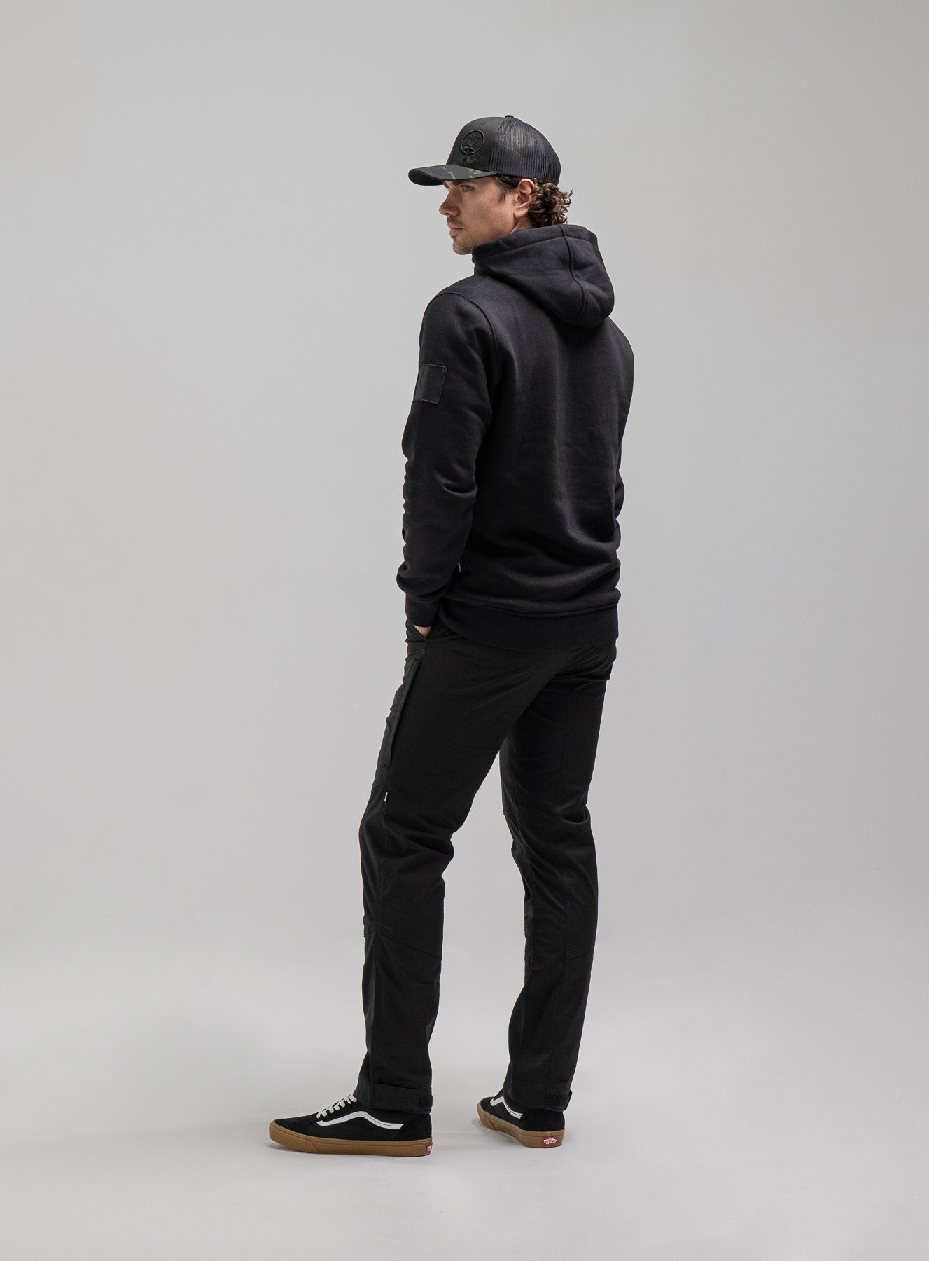 INSIGNIA HOODIE