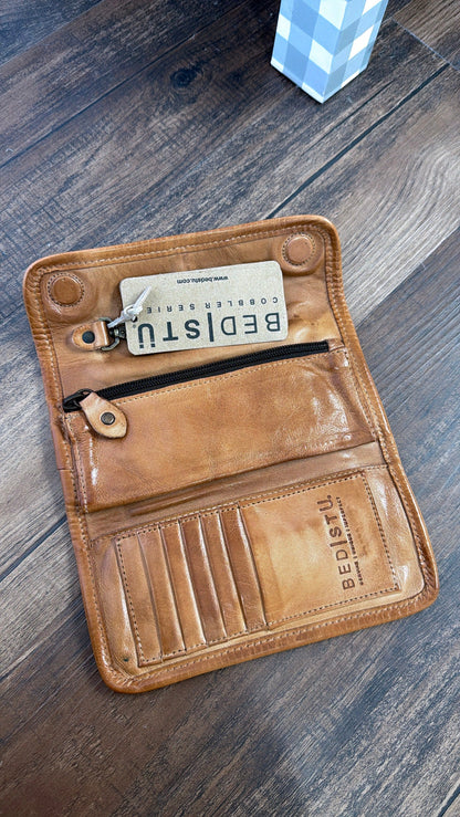 Bedstu Canton, Tan Rustic