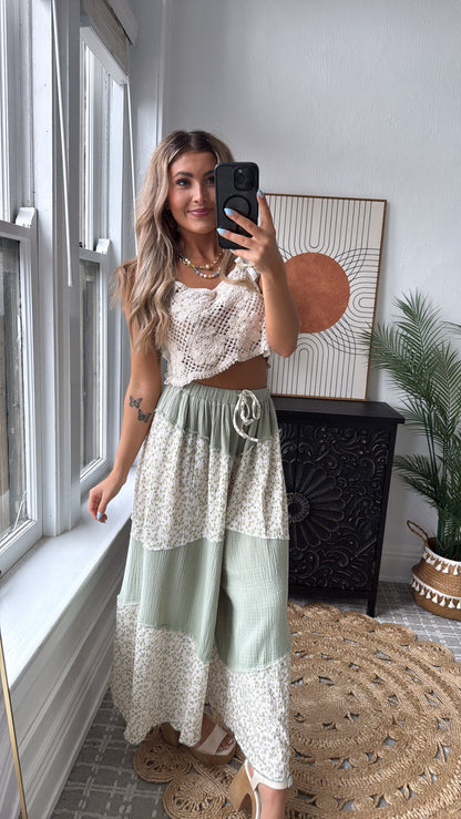 Ivy Oaks Floral Pant, Pistachio