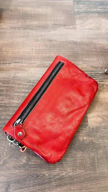 BedStu Cadence Crossbody, Red Rustic