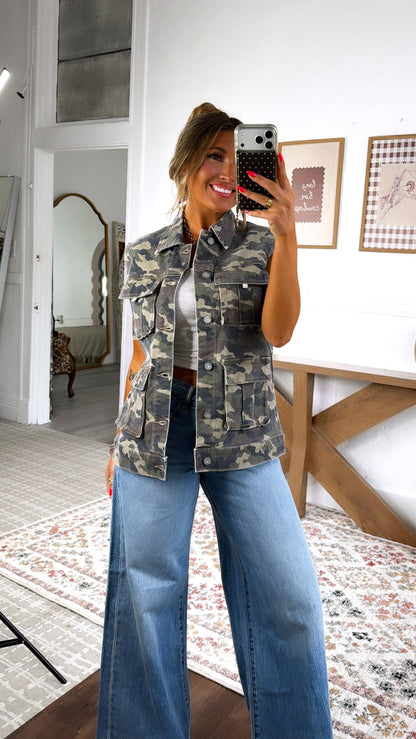 All Business Vest, Camo