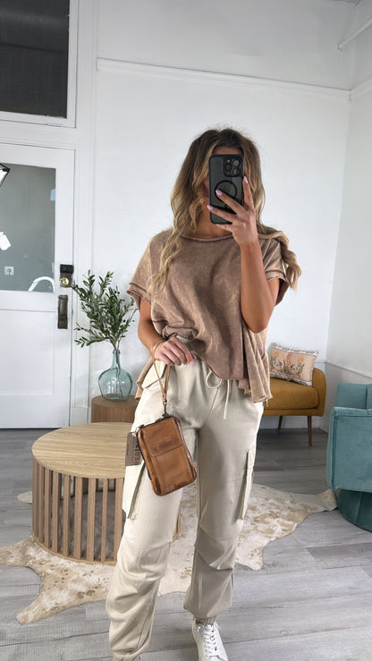 Bedstu Alelike, Tan Rustic