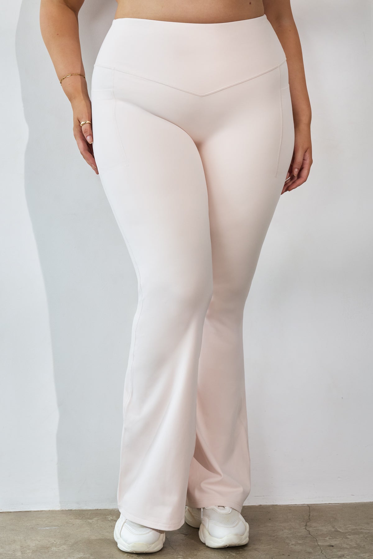 Supersculpt™ Flared Legging with Pockets - Tutu Pink
