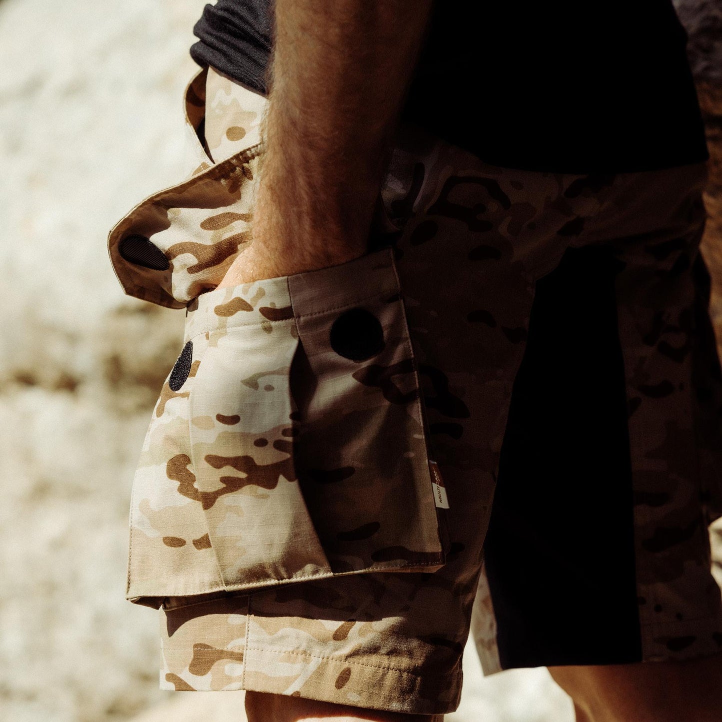 CHARGE SHORTS