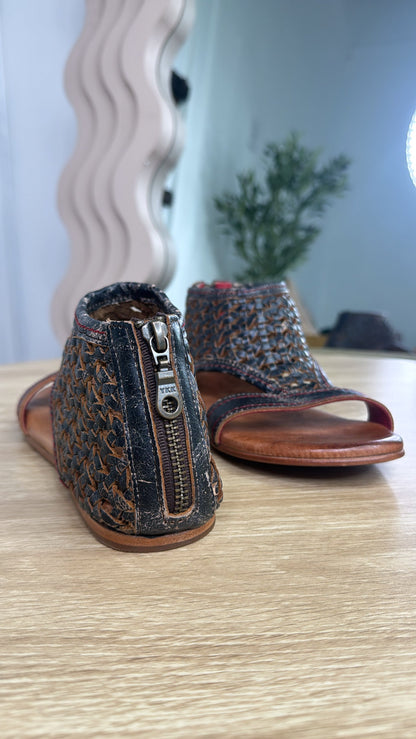 Bedstu Kimberly, Black Lux