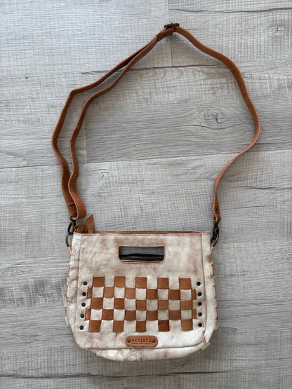 Bedstu Keiki, Nectar Lux Tan Rustic