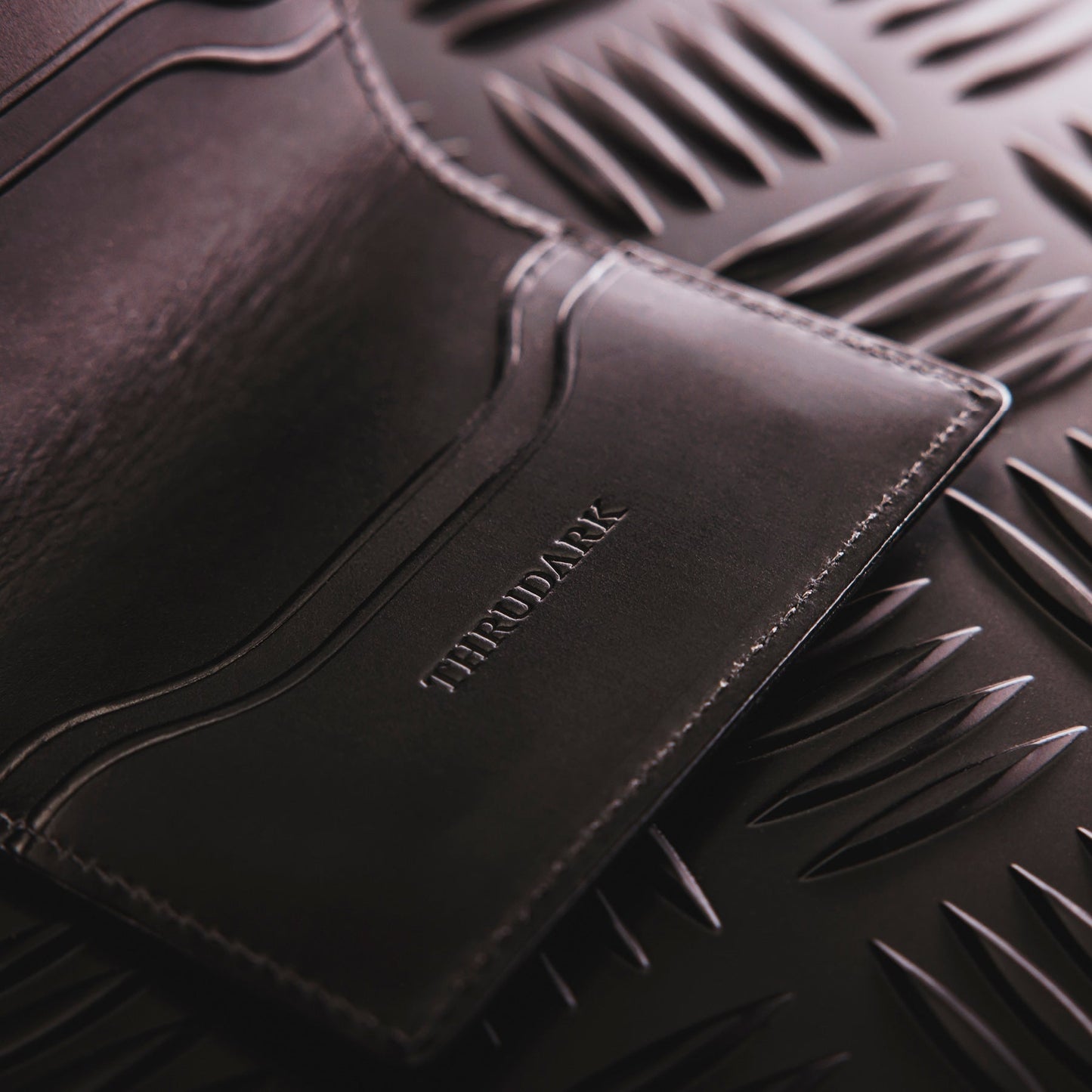 LEATHER BI FOLD WALLET