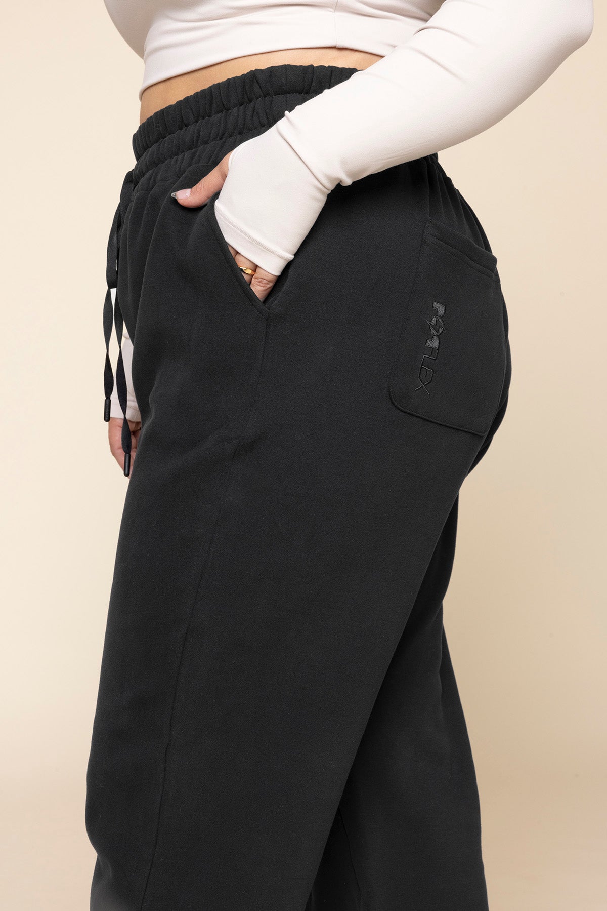 Ooey Gooey Sweatpant - Black