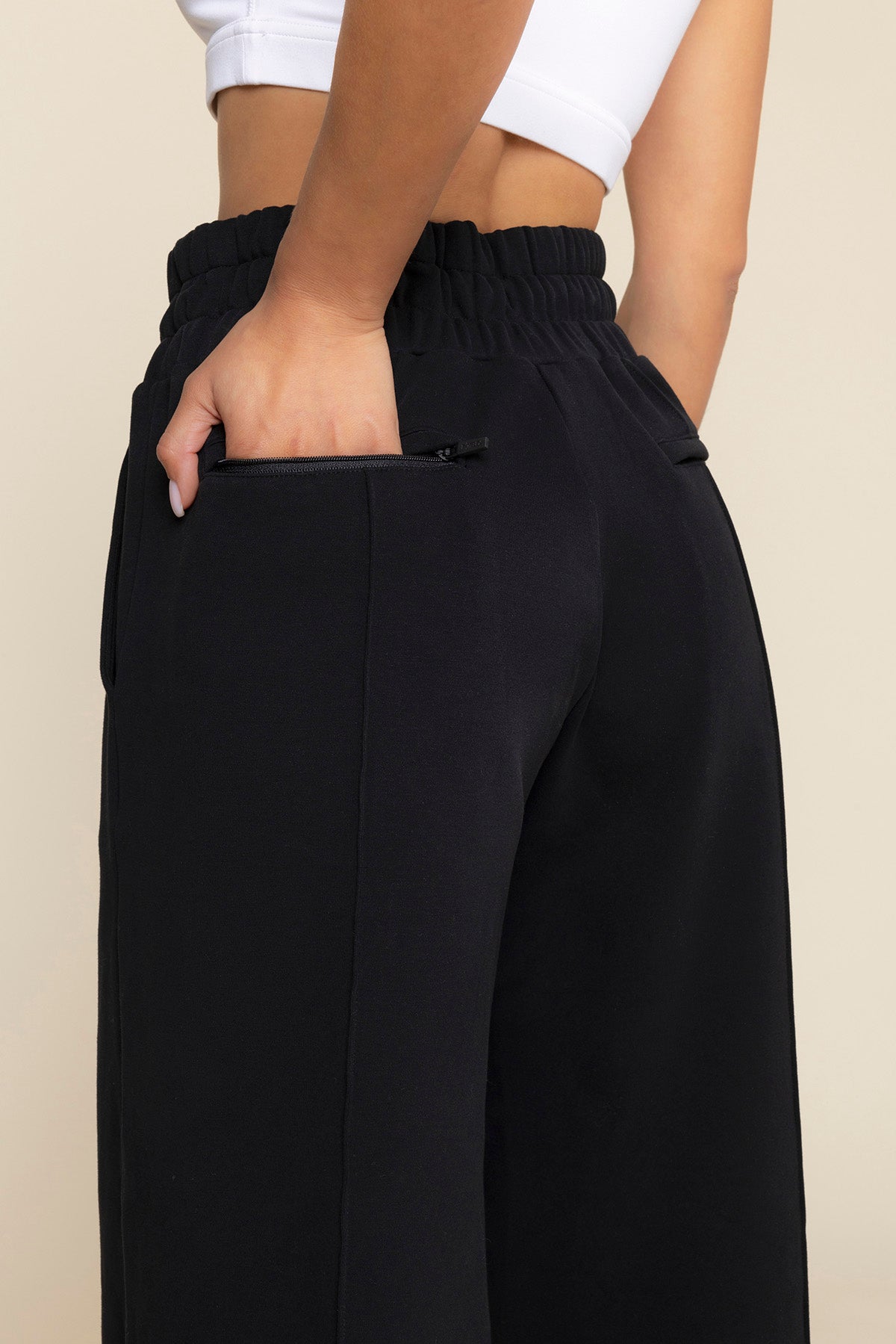 Perfect Plane Pants - Black