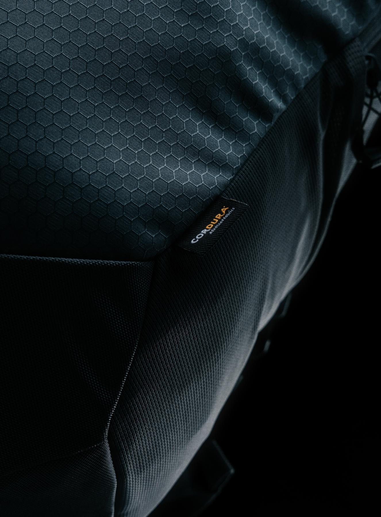 PHANTOM 25L BACKPACK