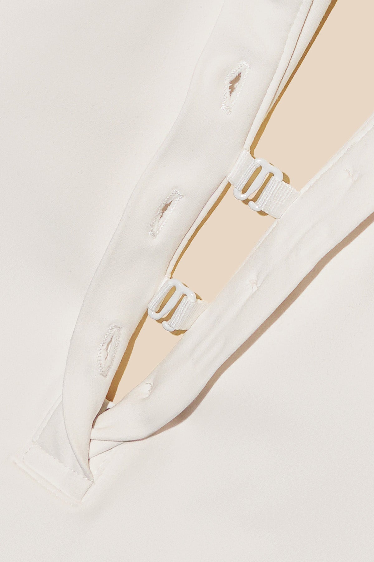 Serving Looks Dress - Cream