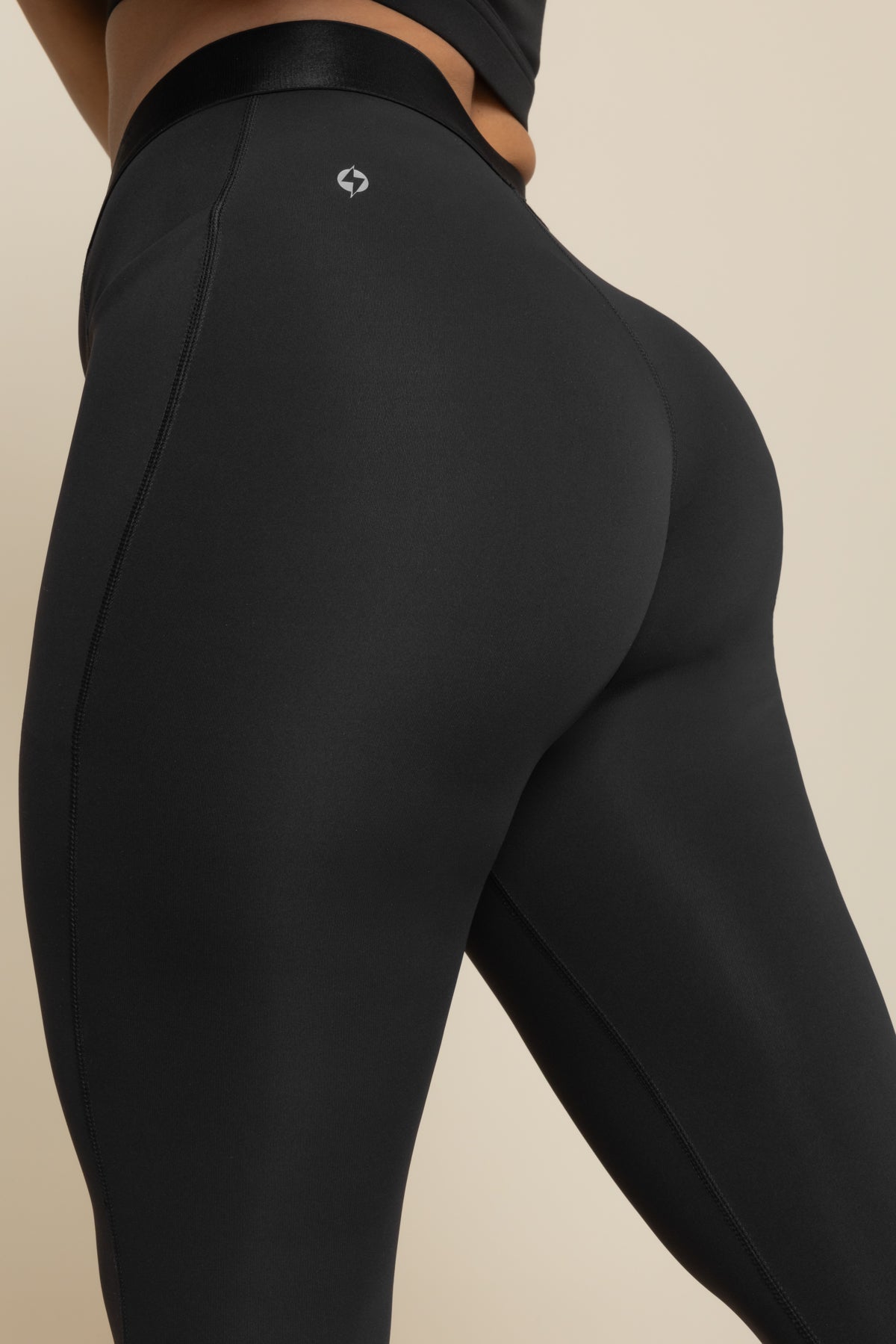 Contour Legging - Black