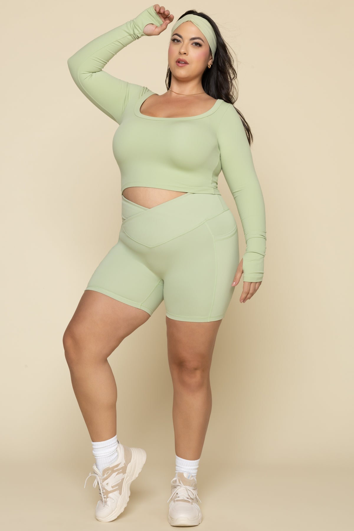 Crisscross Hourglass® Midi Short with Pockets - Pistachio