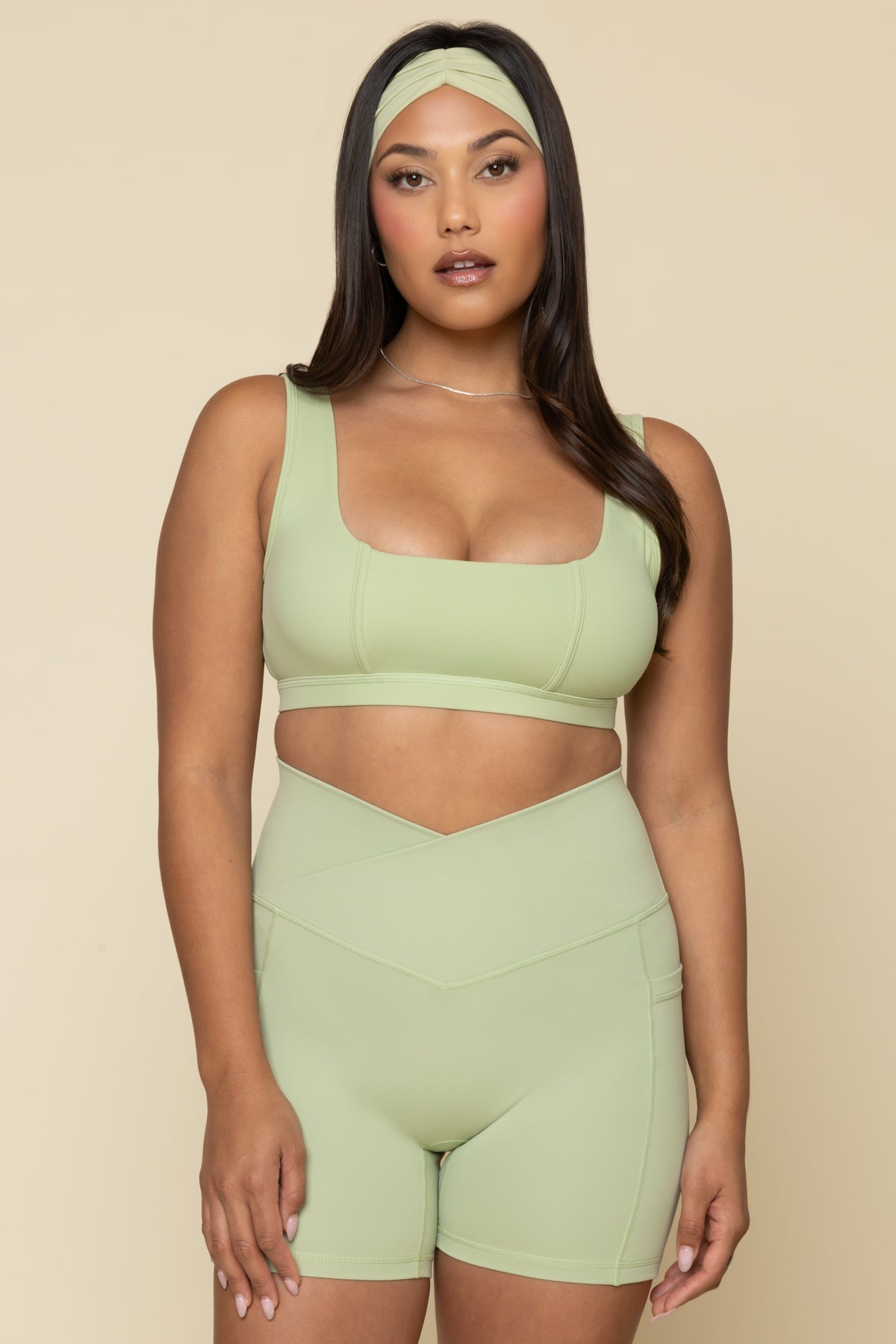 Crisscross Hourglass® Midi Short with Pockets - Pistachio