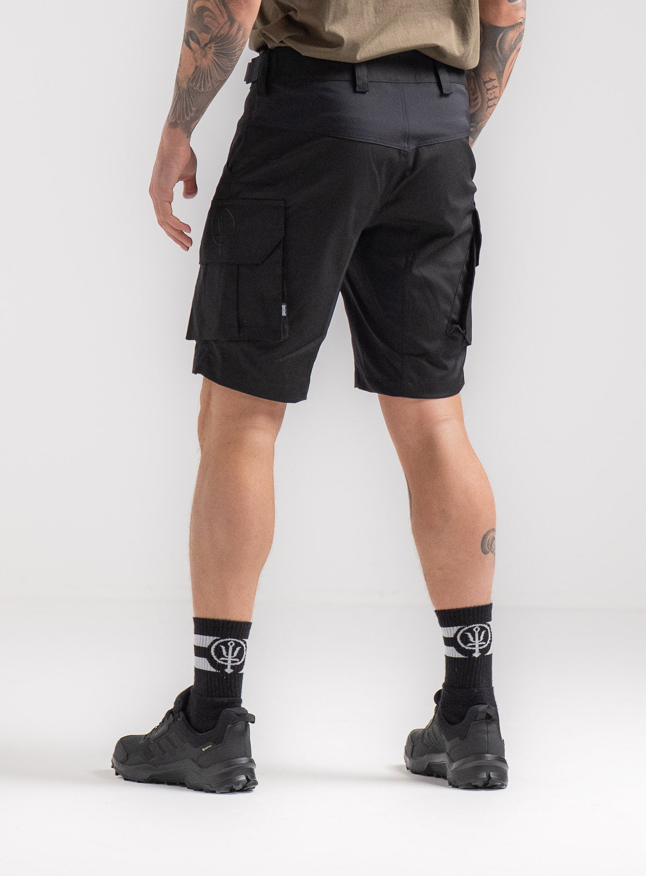 CHARGE SHORTS