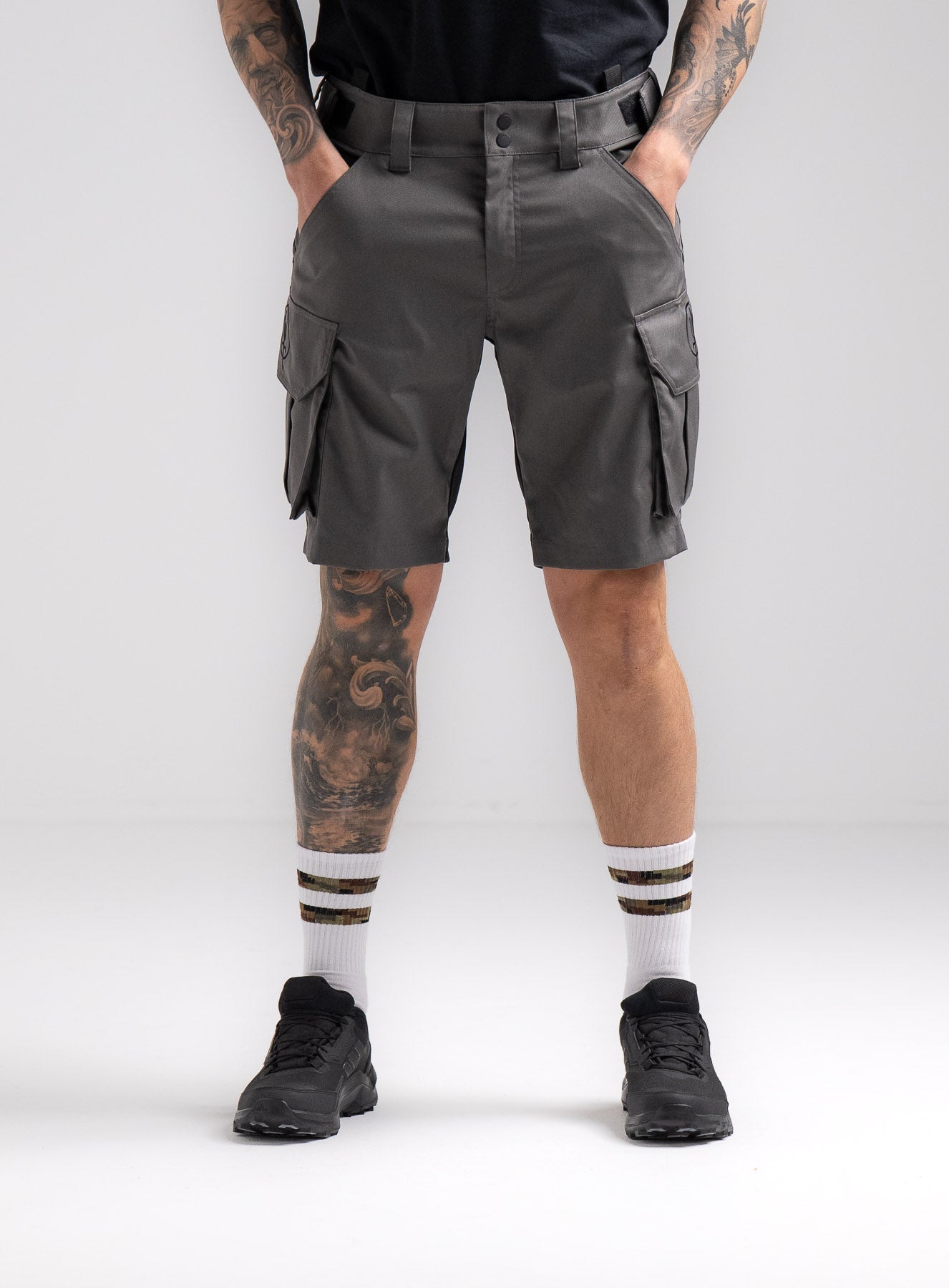CHARGE SHORTS