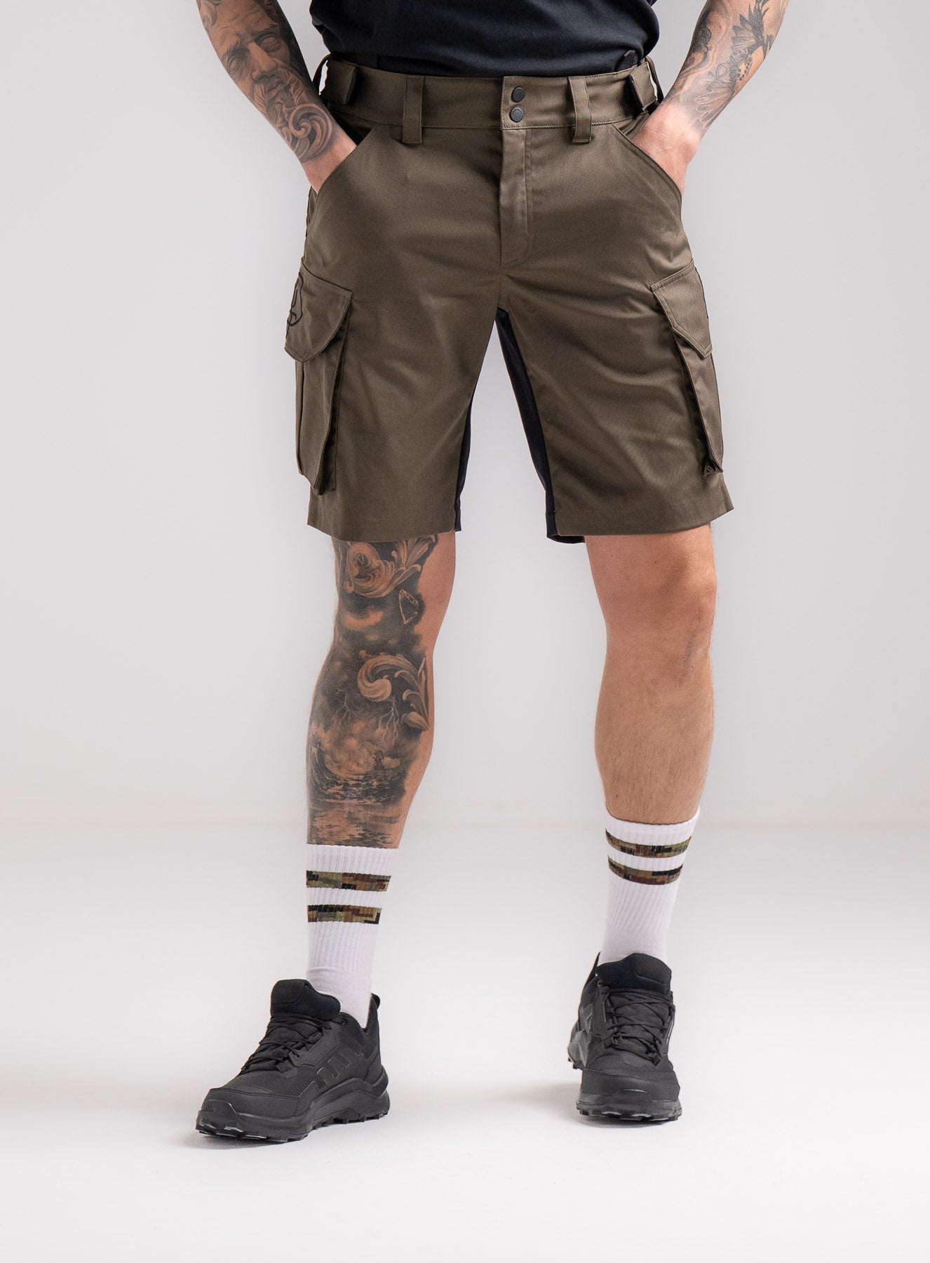 CHARGE SHORTS