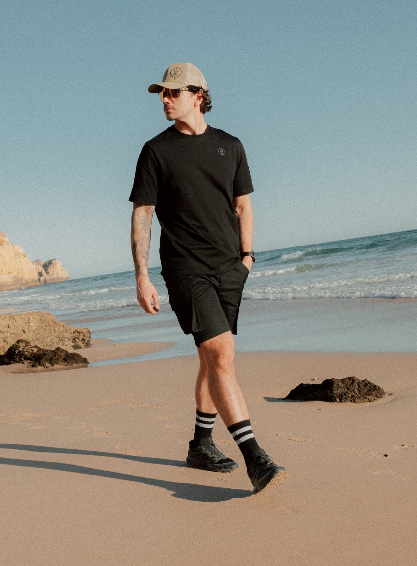 CHARGE SHORTS