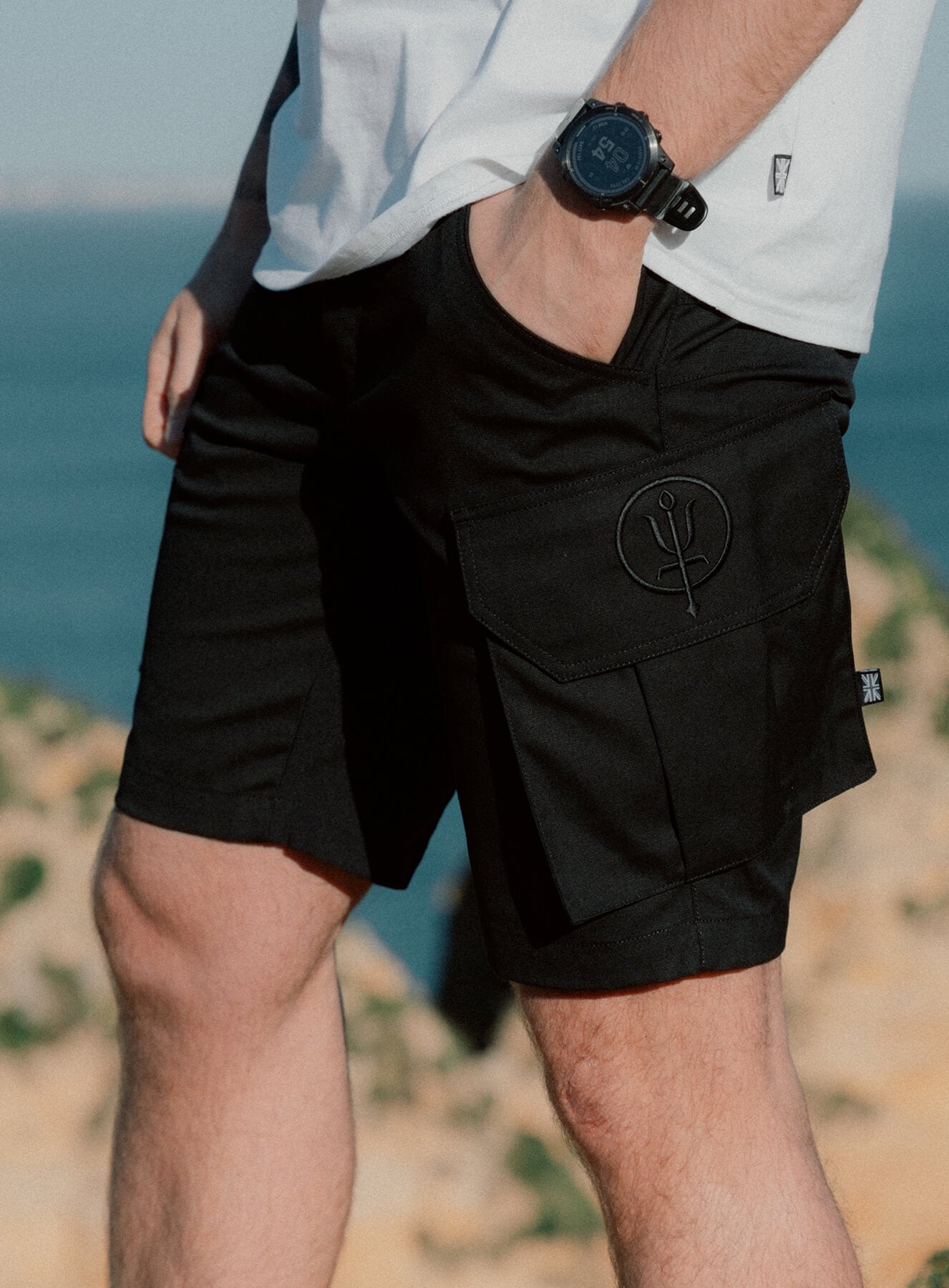 CHARGE SHORTS