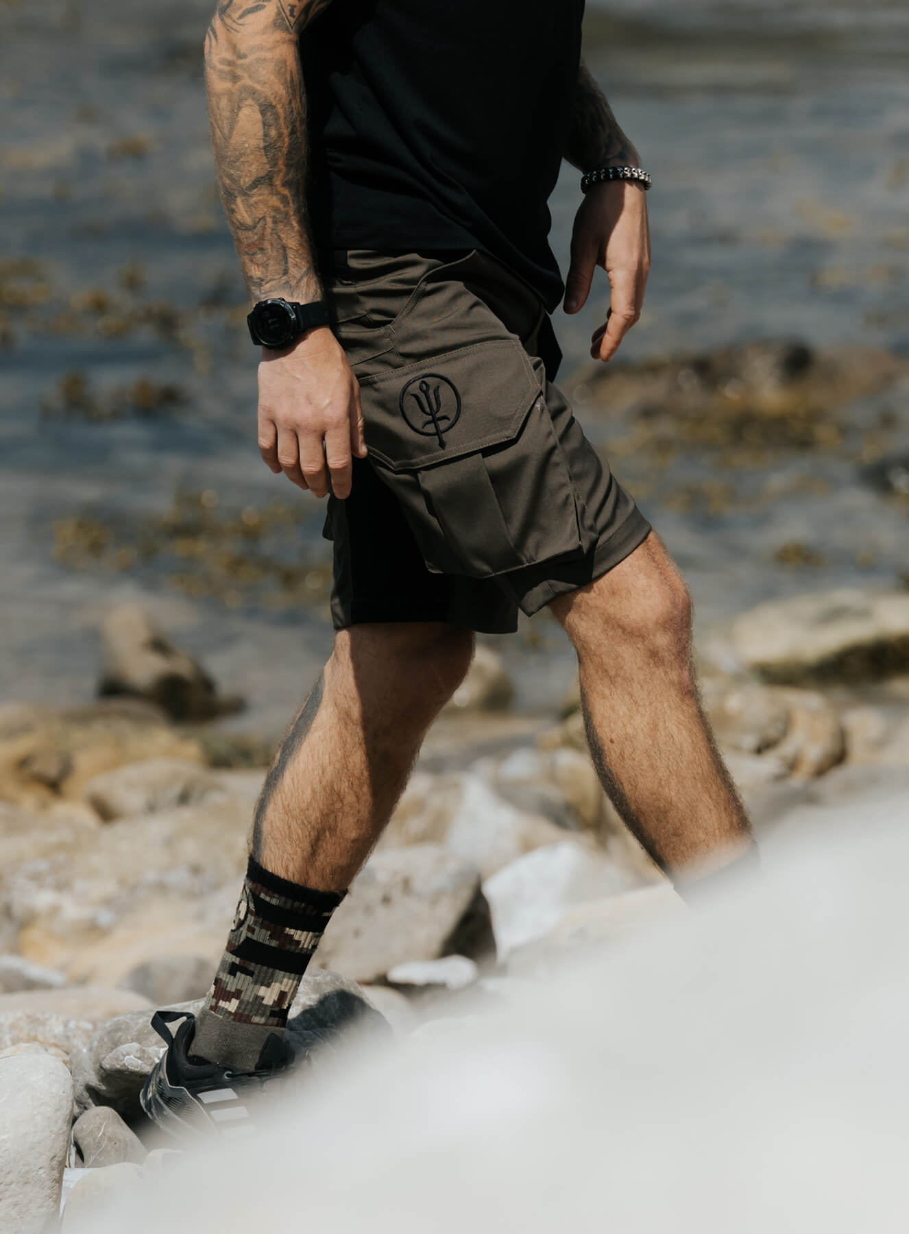 CHARGE SHORTS