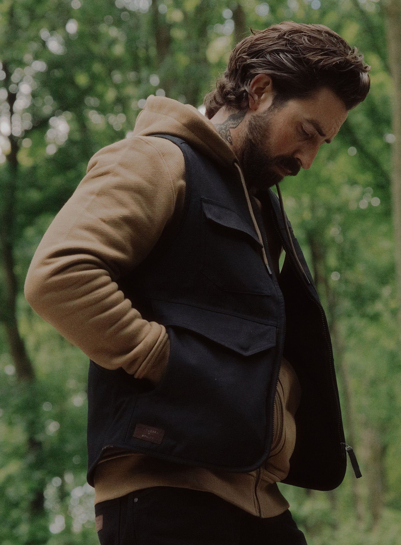 DISSIDENT UTILITY VEST