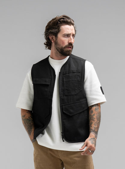 DISSIDENT UTILITY VEST