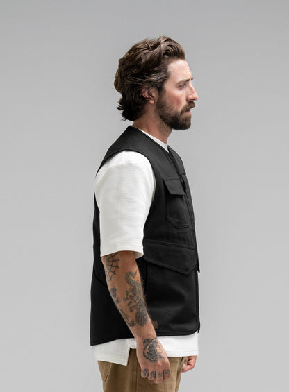 DISSIDENT UTILITY VEST
