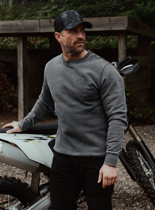 DISSIDENT WASHED JUMPER