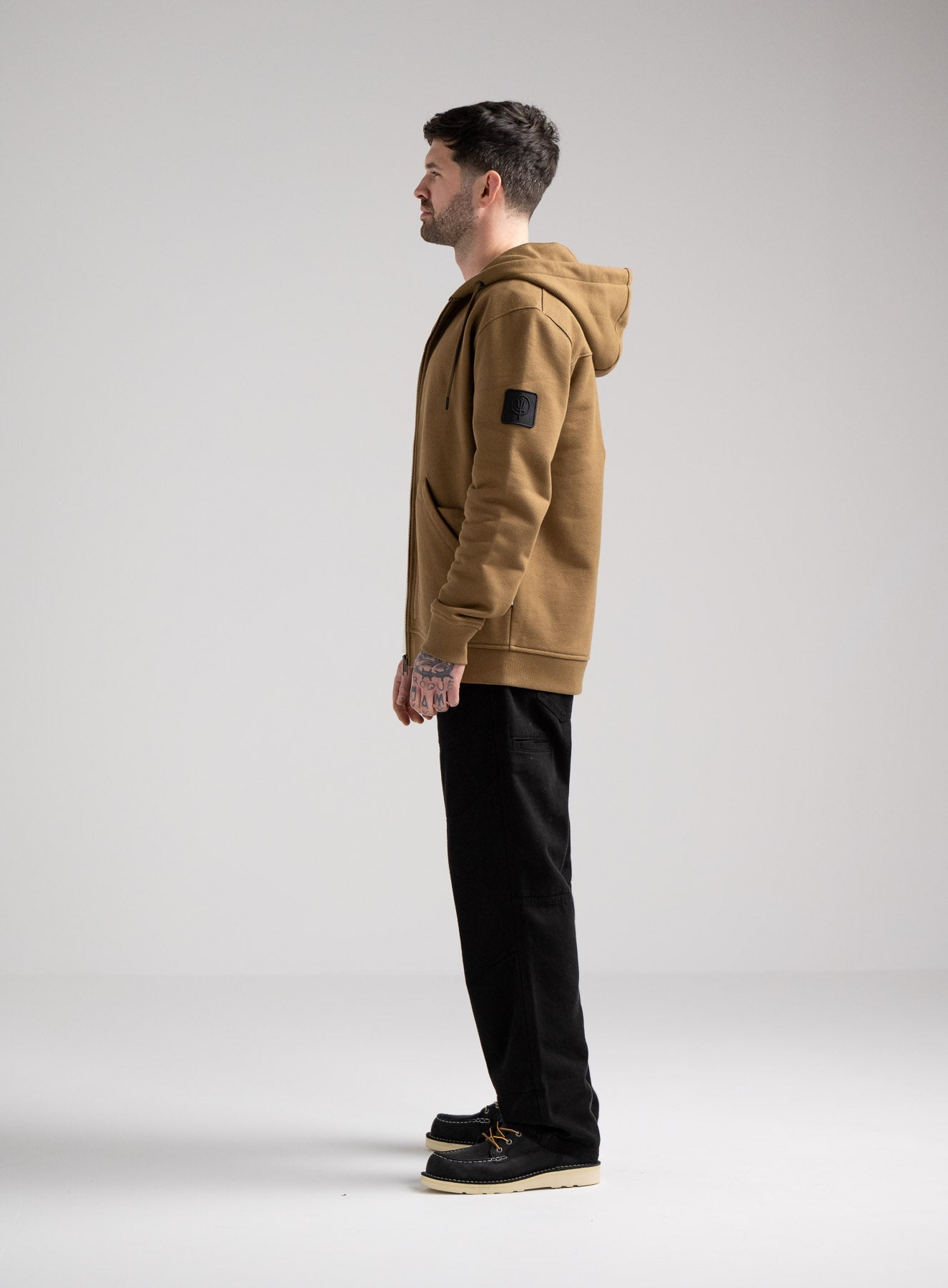 DISSIDENT ZIPPED HOODIE