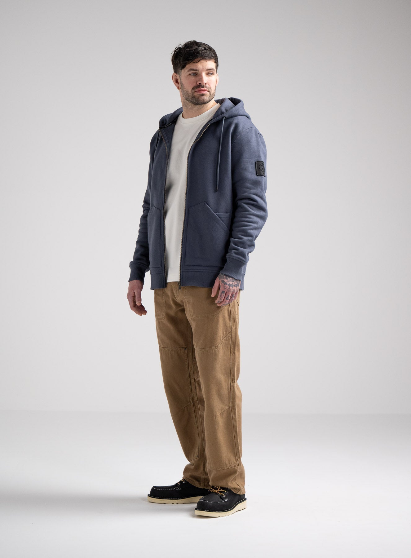 DISSIDENT ZIPPED HOODIE