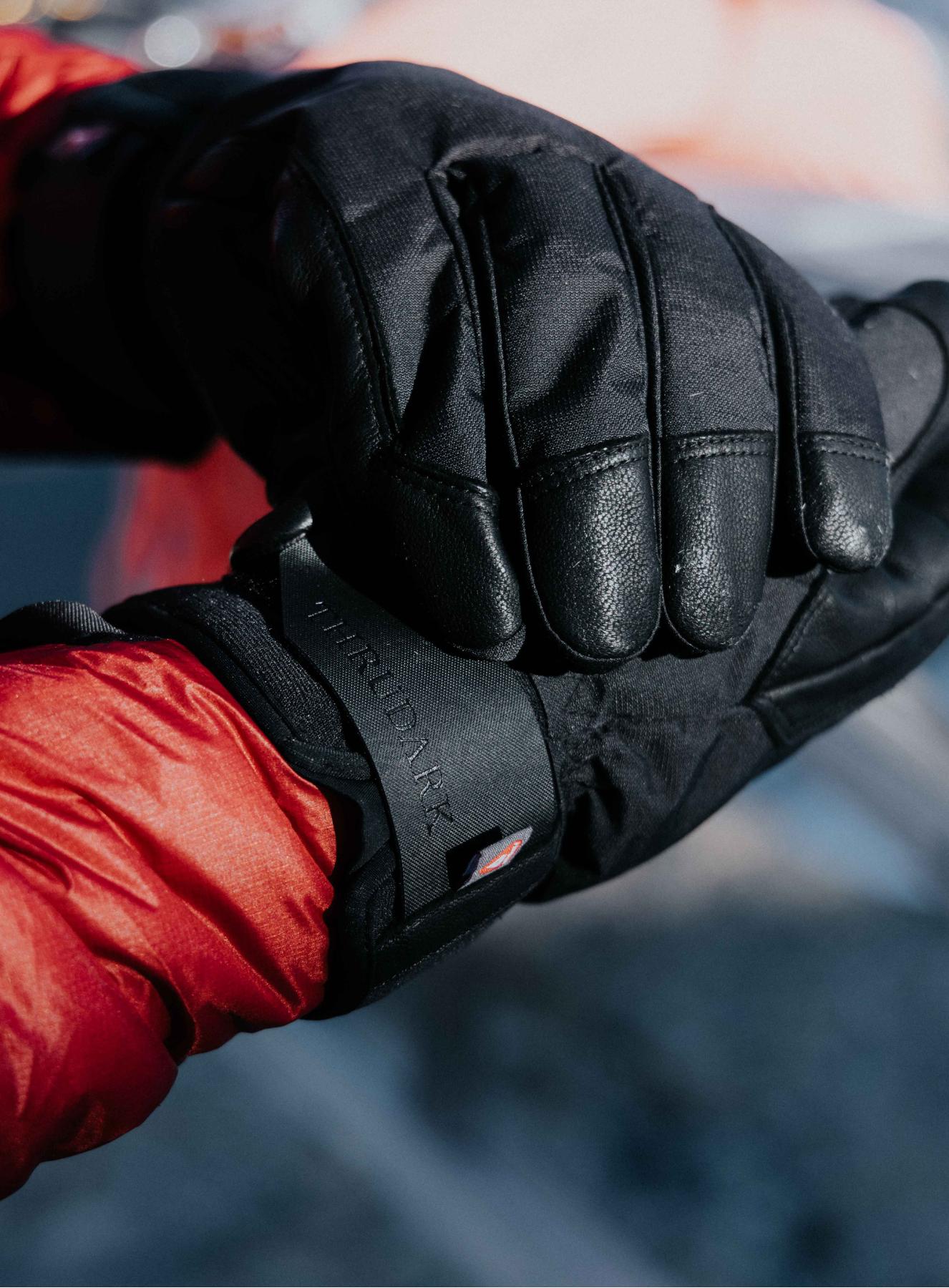 ENGAGE GLOVES