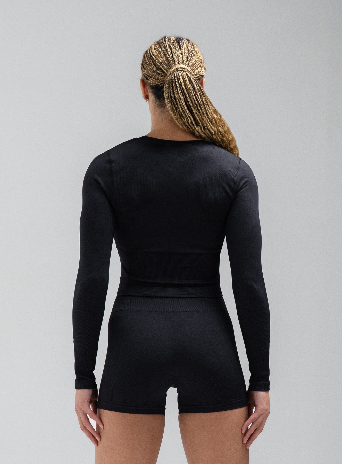 FORCE SEAMLESS LONG SLEEVE TOP