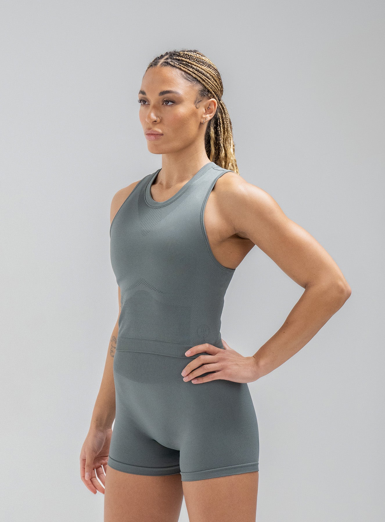 FORCE SEAMLESS TANK TOP