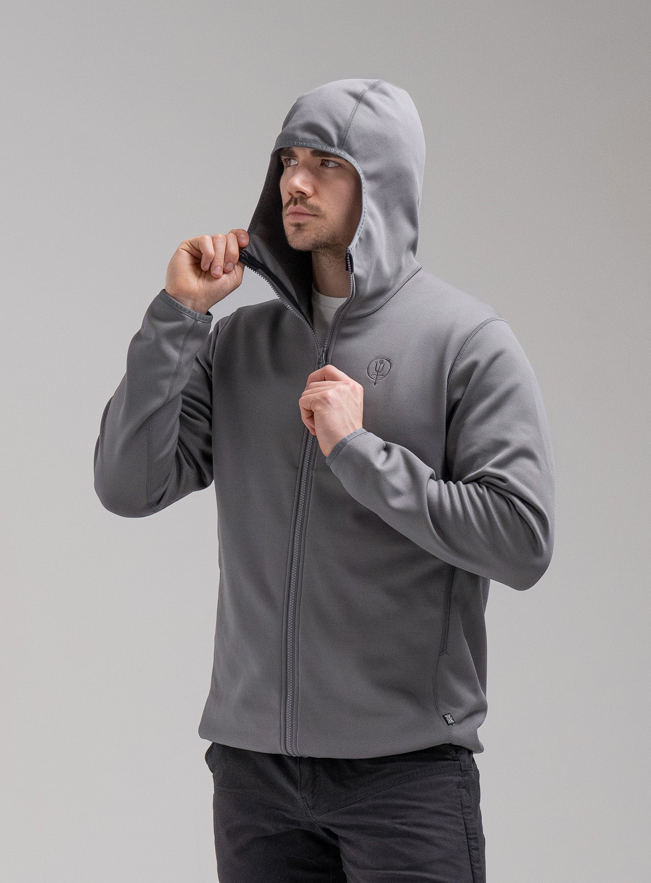 FORWARD HOODIE