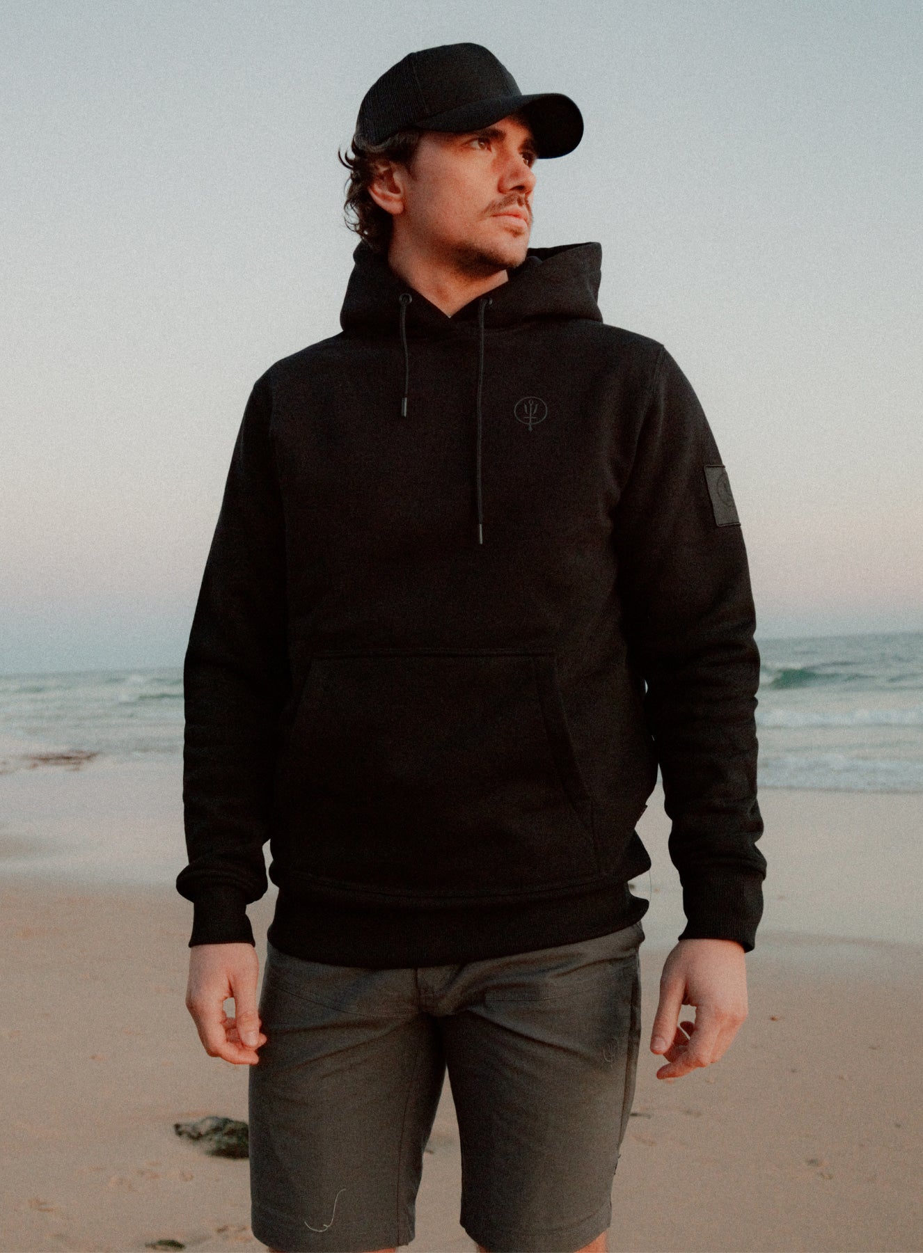 INSIGNIA HOODIE