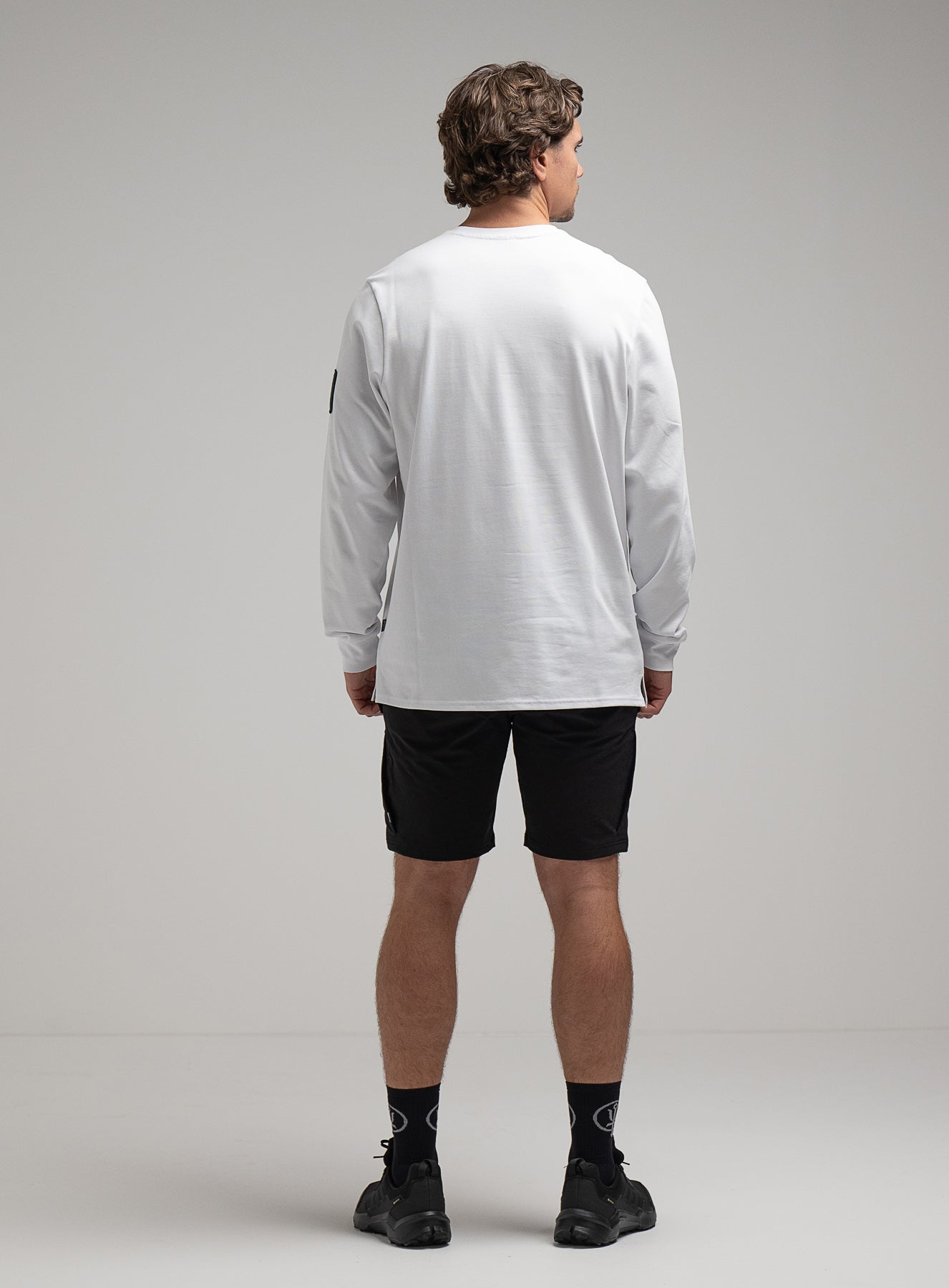INSIGNIA LONG SLEEVE T-SHIRT (G1)