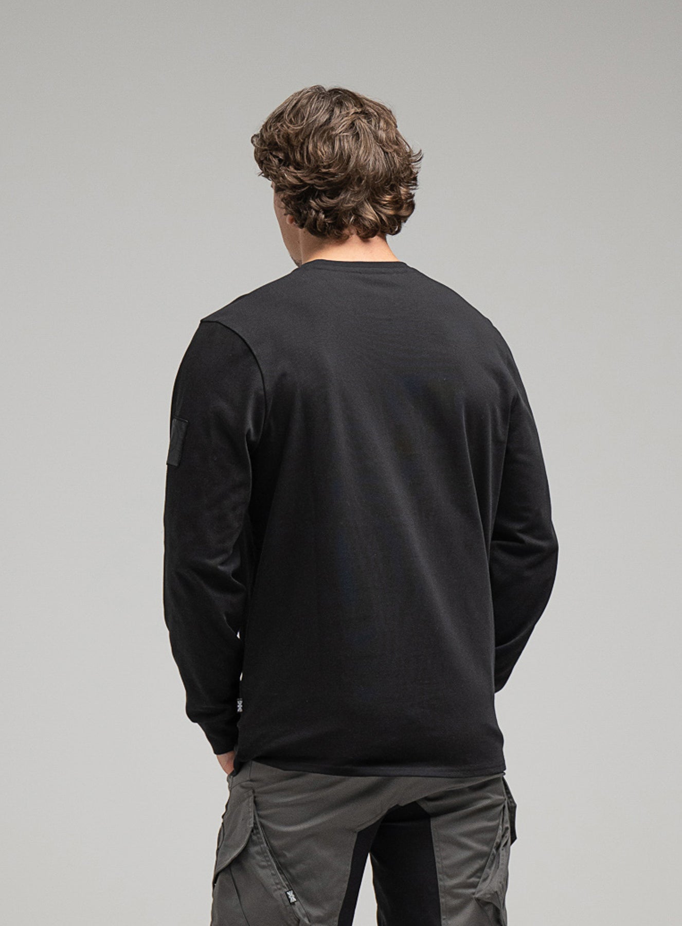 INSIGNIA LONG SLEEVE T-SHIRT (G1)