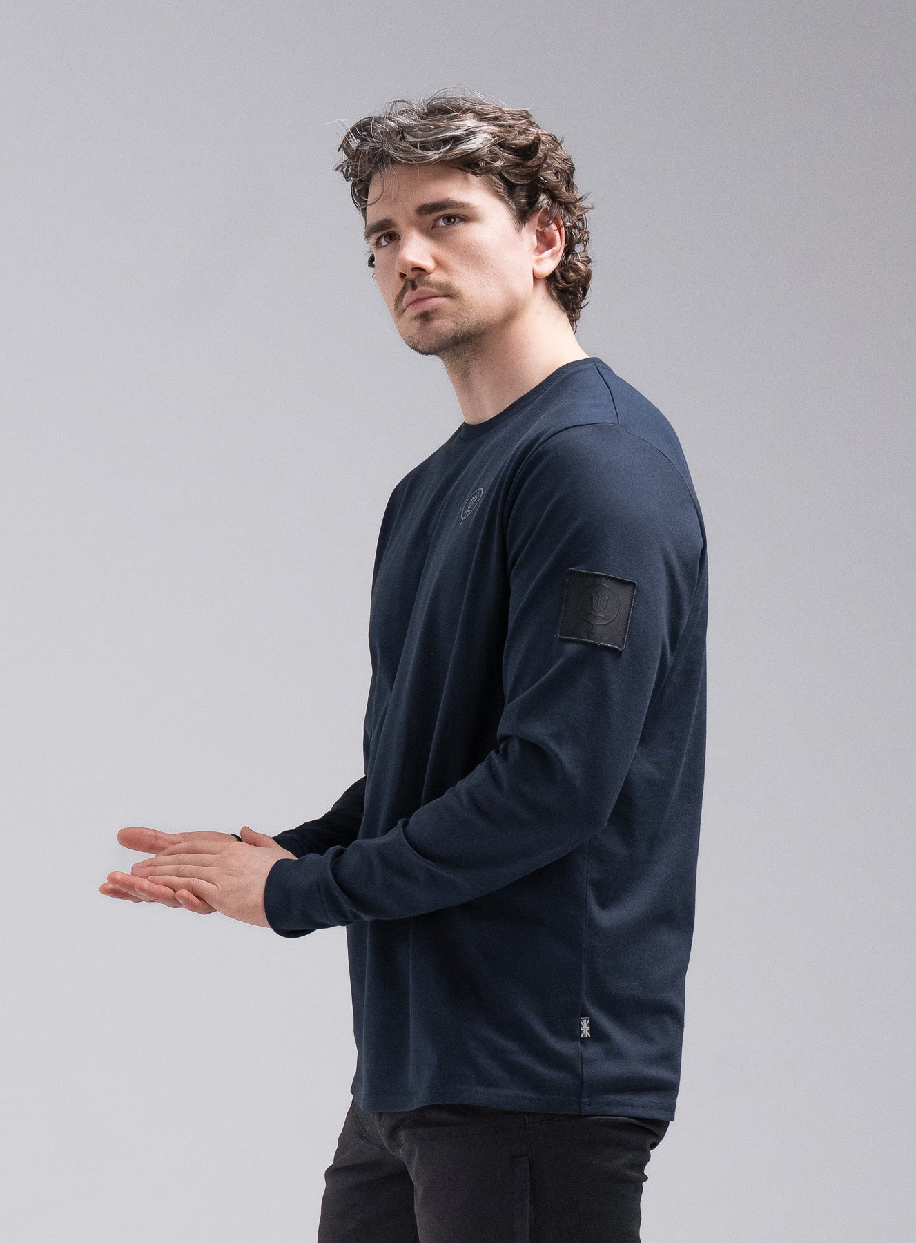 INSIGNIA LONG SLEEVE T-SHIRT