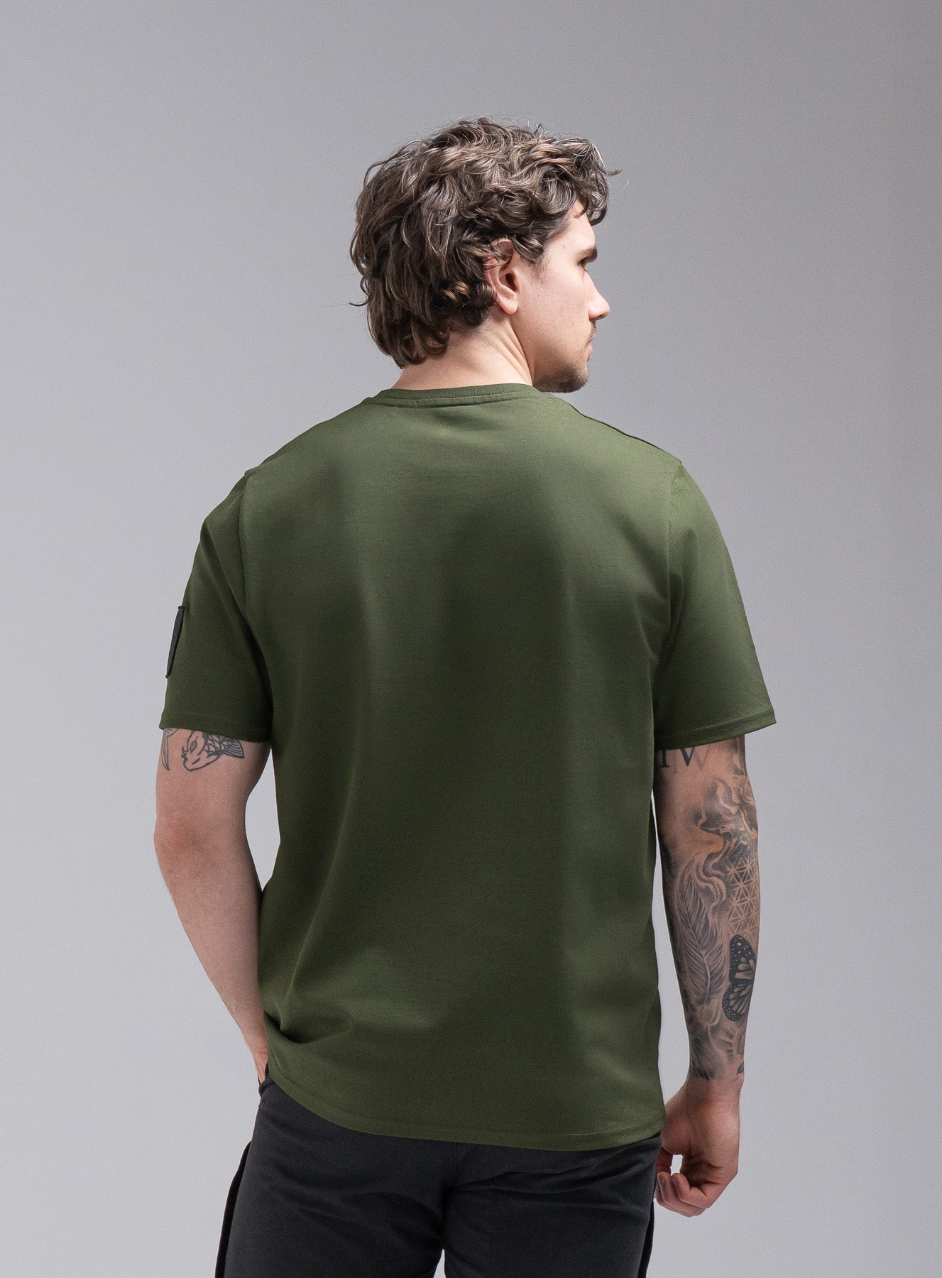 INSIGNIA T-SHIRT
