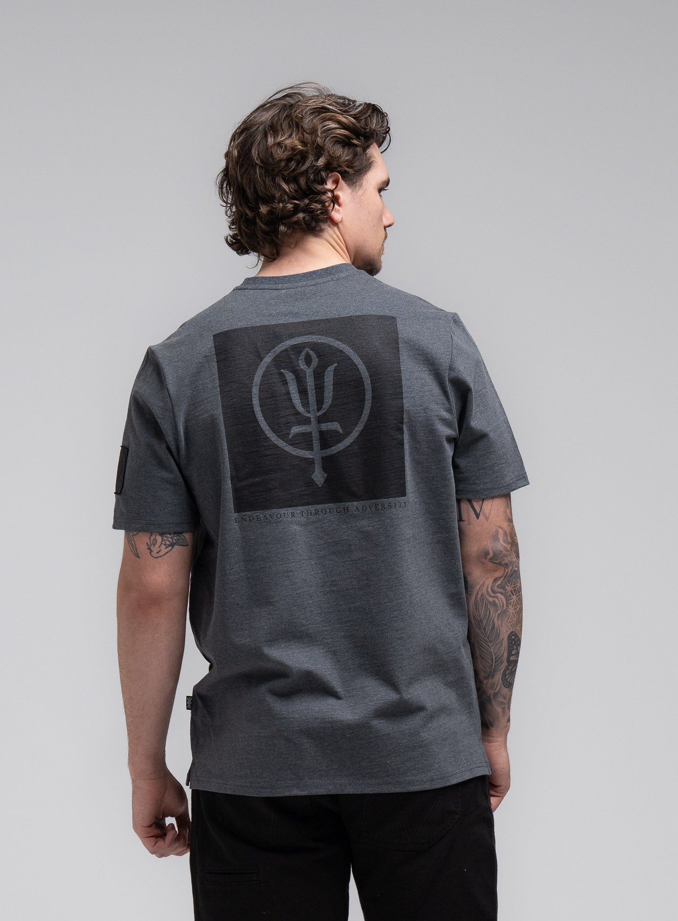 INSIGNIA T-SHIRT - BLACK MARK