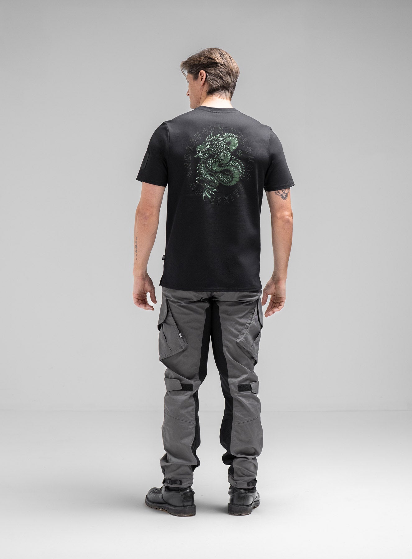 INSIGNIA T-SHIRT - ENDEAVOUR