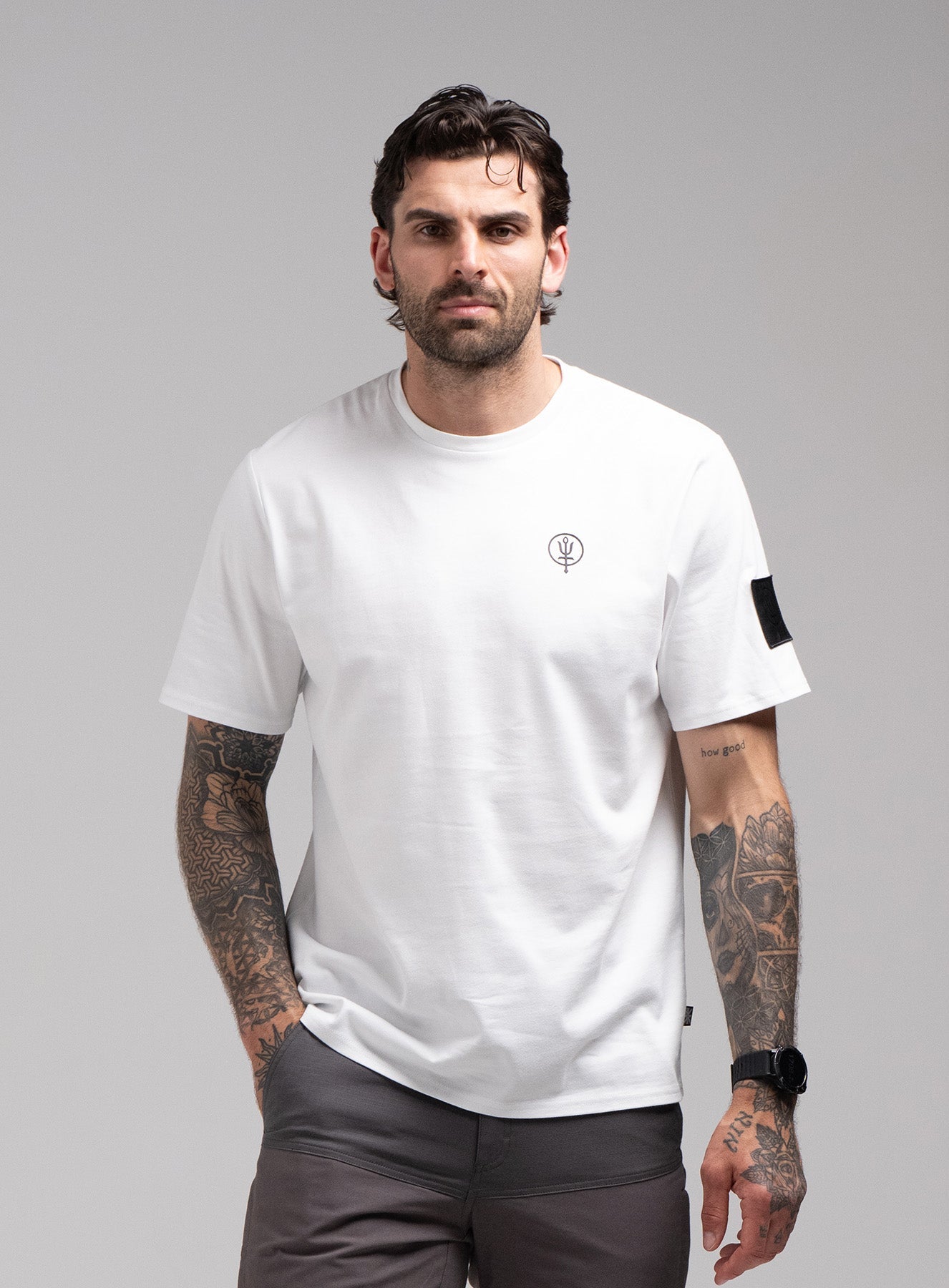 INSIGNIA T-SHIRT - GOOD BREACH