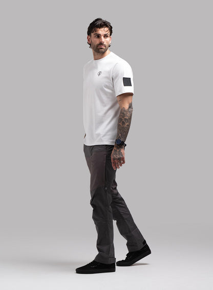 INSIGNIA T-SHIRT - GOOD BREACH