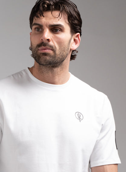 INSIGNIA T-SHIRT - GOOD BREACH
