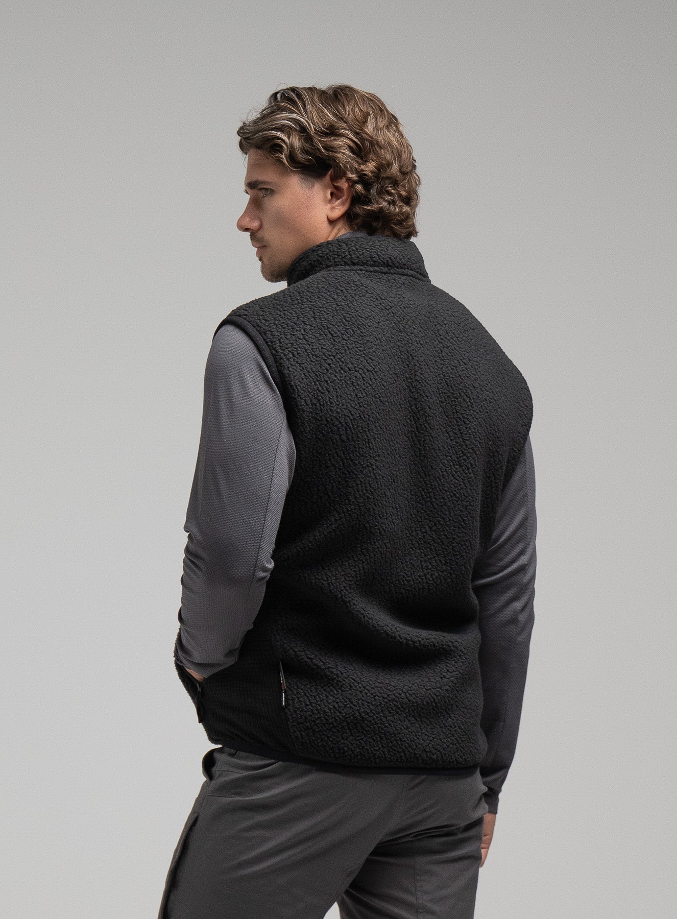 MANTRA GILET (G1)