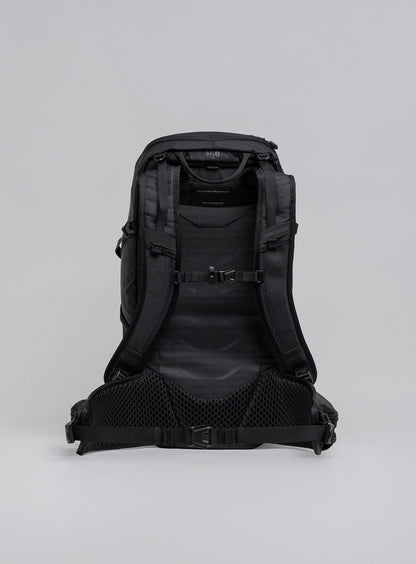 PINNACLE 28L HIKING BACKPACK