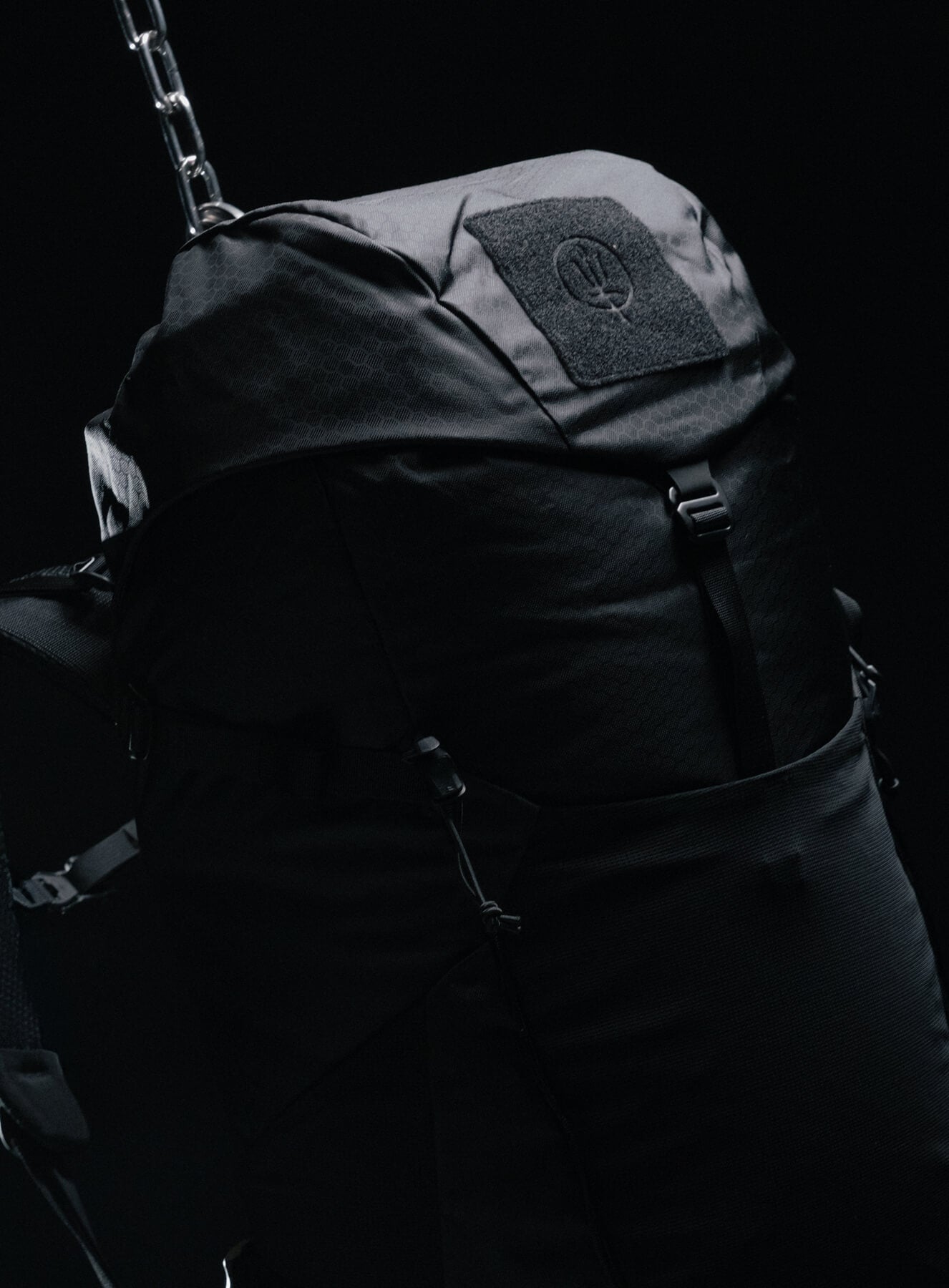 PINNACLE 42L HIKING BACKPACK