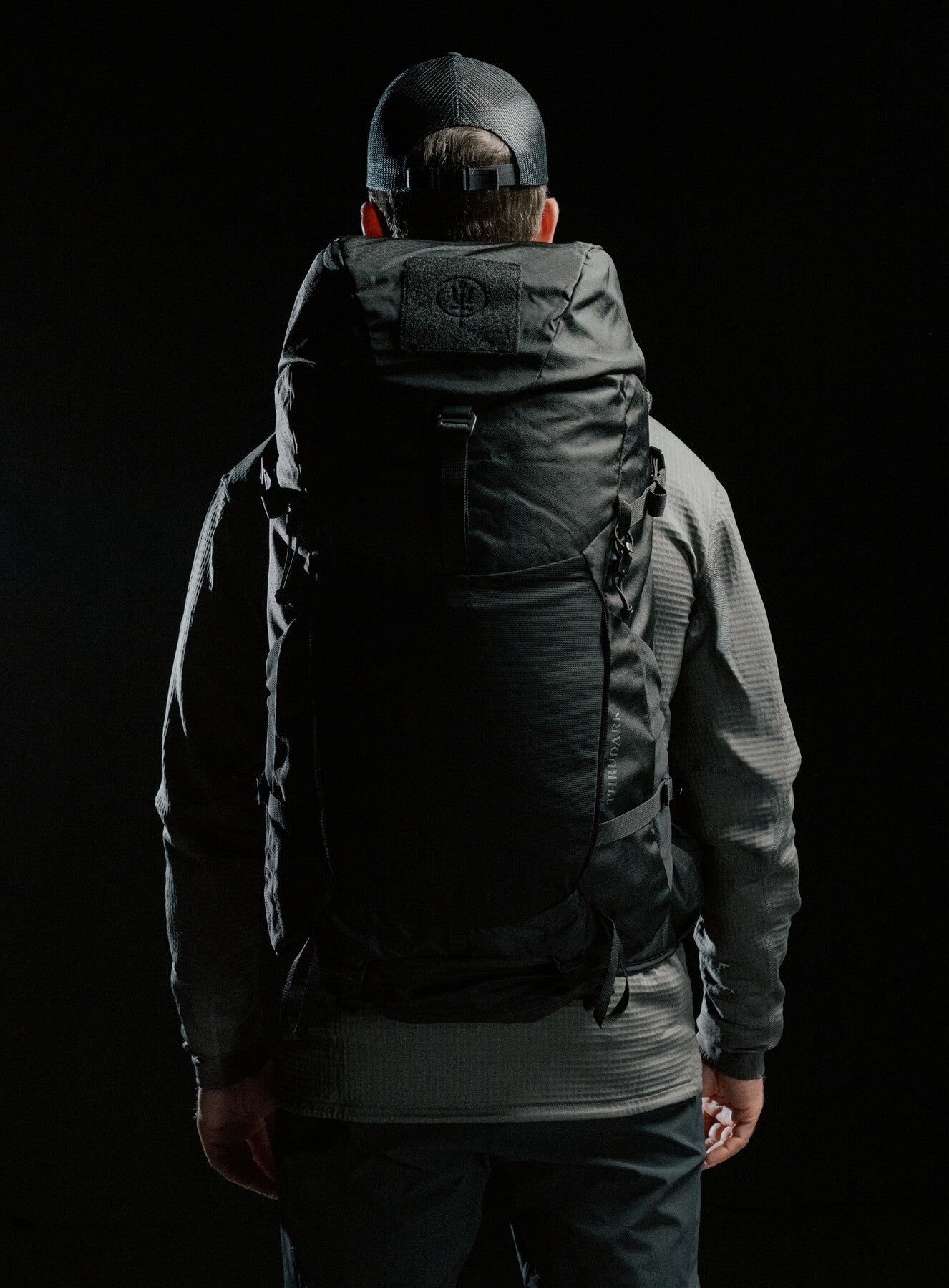 PINNACLE 42L HIKING BACKPACK