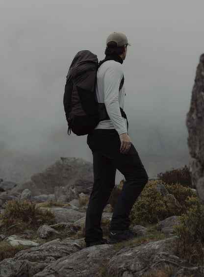 PINNACLE 42L HIKING BACKPACK