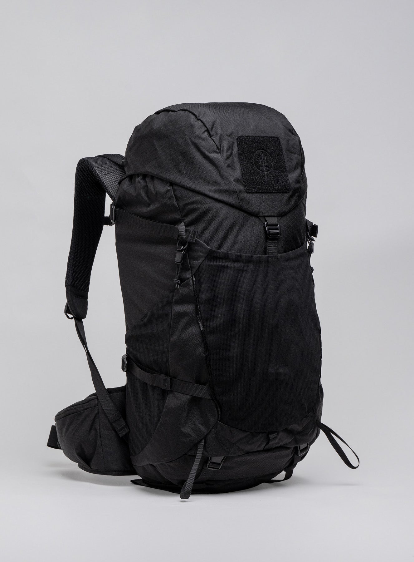 PINNACLE 42L HIKING BACKPACK